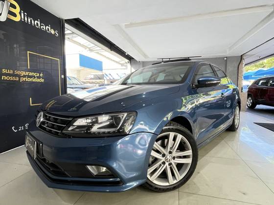 VOLKSWAGEN JETTA 2.0 TSI HIGHLINE 211CV GASOLINA 4P TIPTRONIC VOLKSWAGEN JETTA 2.0 TSI HIGHLINE 211CV GASOLINA 4P TIPTRONIC
